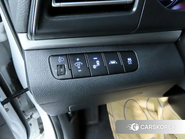 Hyundai The New Avante AD id 3823905 из Кореи 7