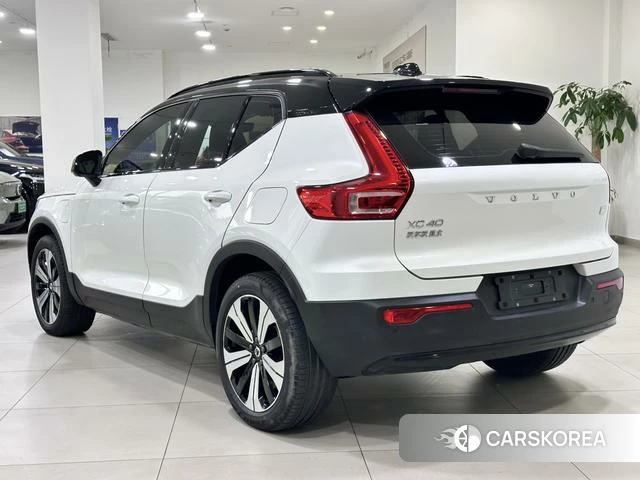 Volvo XC40 EV id 3983141 из Китая 7