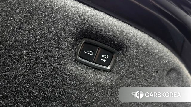 Porsche Taycan id 4201693 из Кореи 7