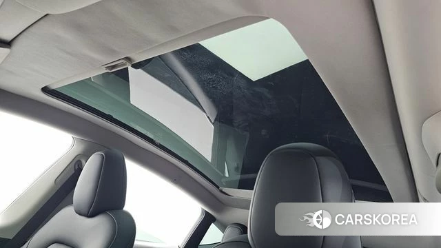 Tesla Model Y id 4792183 из Кореи 7