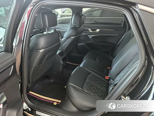 Audi A6L id 4328807 из Китая 7