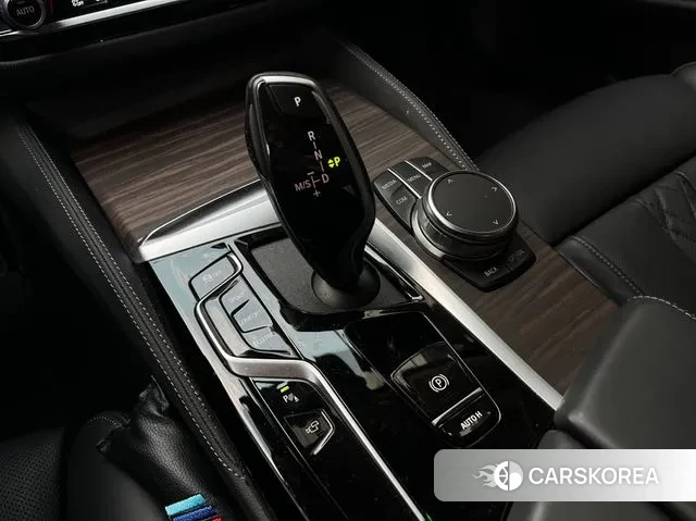 BMW 5 Series (G30) id 3581105 из Кореи 7