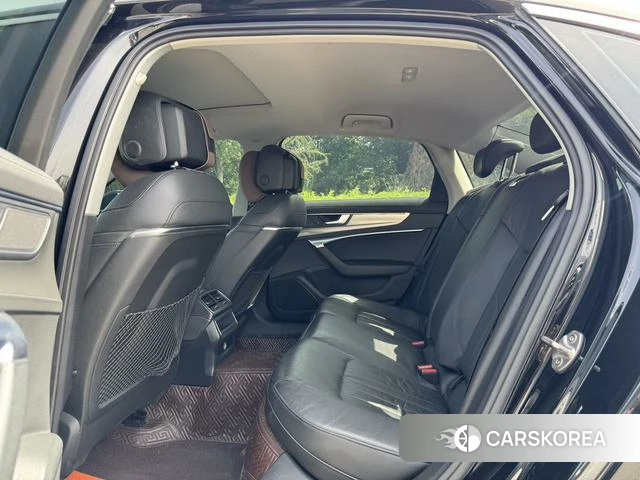 Audi A6L id 4210307 из Китая 7