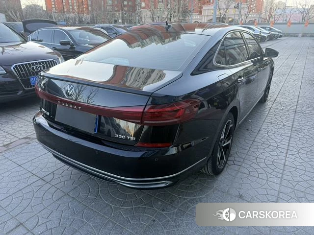Volkswagen Passat id 4257760 из Китая 7