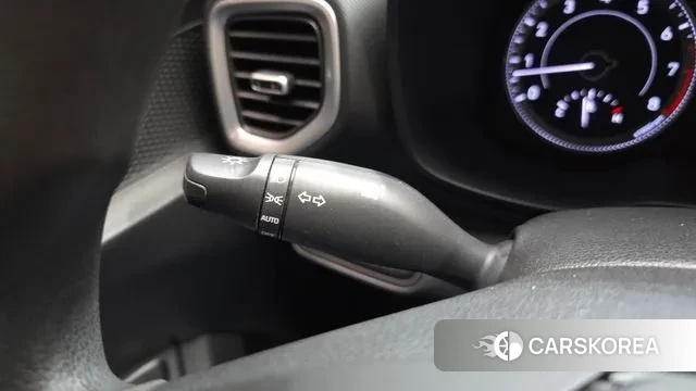 Hyundai Venue id 3707895 из Кореи 7