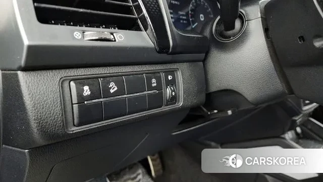 Ssangyong The New Rexton Sports Cannes id 3561139 из Кореи 7