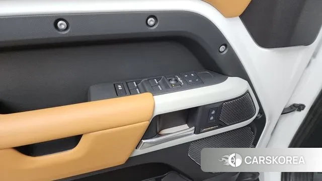 Land Rover Defender (L663) id 3074061 из Кореи 7