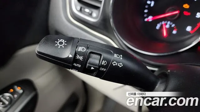 Kia The New Carnival id 2706321 из Кореи 7