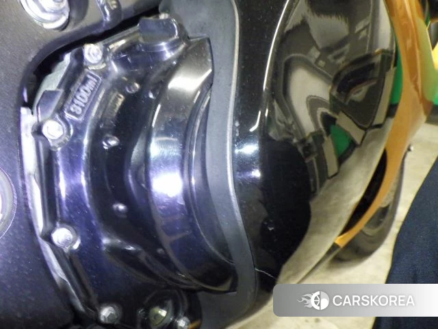 Suzuki GSX1300R HAYABUSA id 3947454 из Японии 7