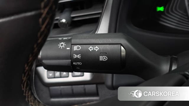 Lexus UX250h id 4573947 из Кореи 7
