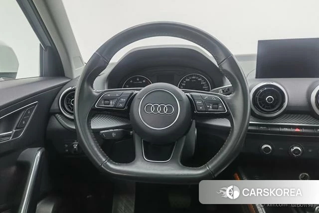 Audi Q2L id 4298140 из Китая 7