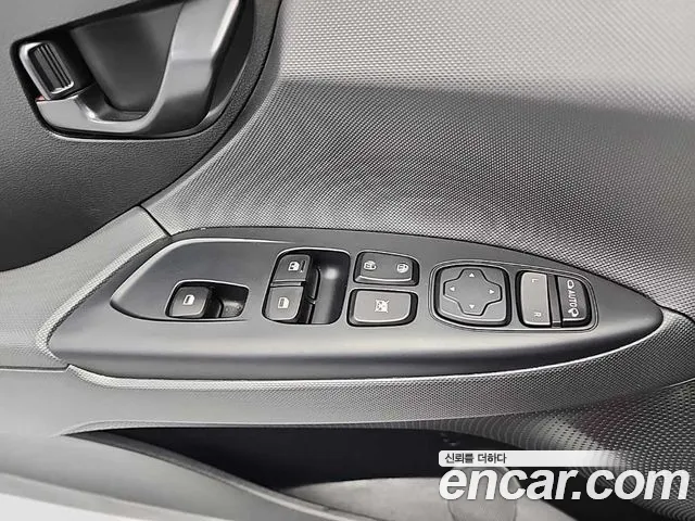 Hyundai Veloster (JS) id 2703826 из Кореи 7