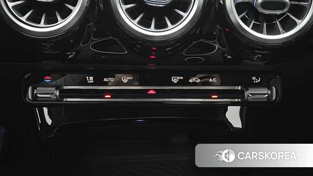 Mercedes-Benz A-Class W177 id 4262794 из Кореи 7