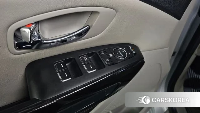 Kia The New Carnival id 3661134 из Кореи 7