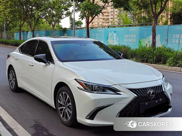 Lexus ES id 4278043 из Китая 7