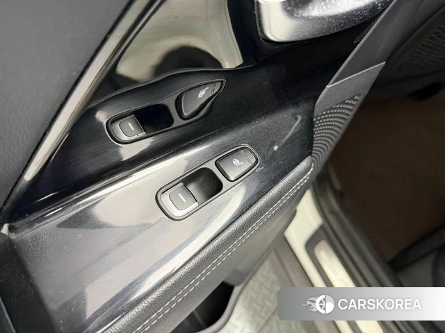 Kia Niro EV id 4203763 из Кореи 7