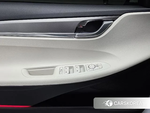 Hyundai The New Grandeur IG Hybrid id 3354647 из Кореи 7