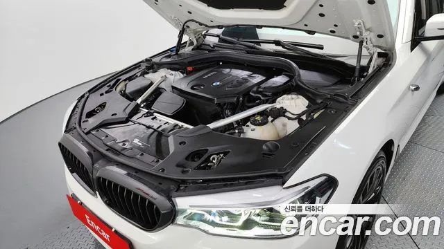 BMW 5 Series (G30) id 2699893 из Кореи 7