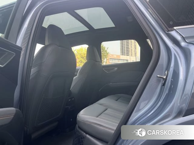 Audi Q4 e-tron id 4271894 из Китая 7