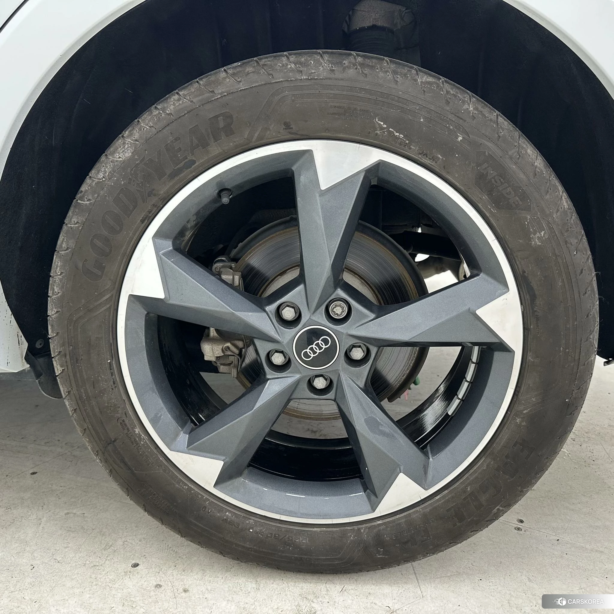 Audi Q3 id 4514933 из Китая 7