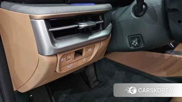 Hyundai Grandeur (GN7) id 3365750 из Кореи 7