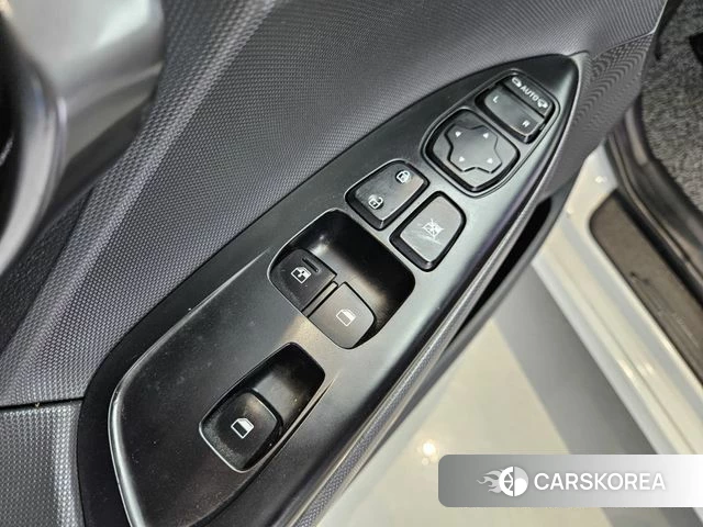 Hyundai Veloster (JS) id 3834010 из Кореи 7