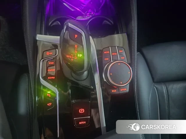 BMW 5 Series (G30) id 3036756 из Кореи 7