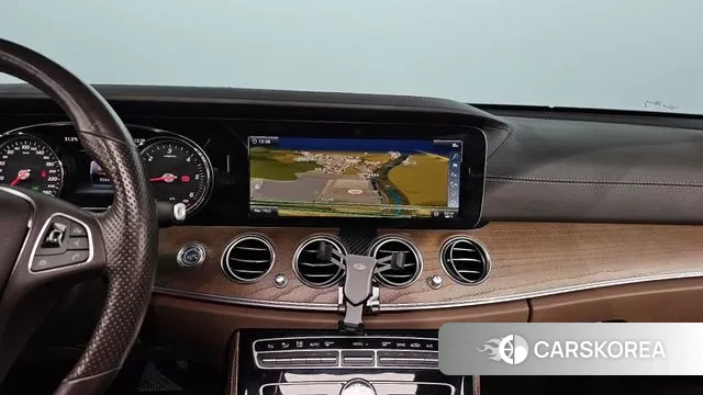 Mercedes-Benz E-Class W213 id 3396993 из Кореи 7