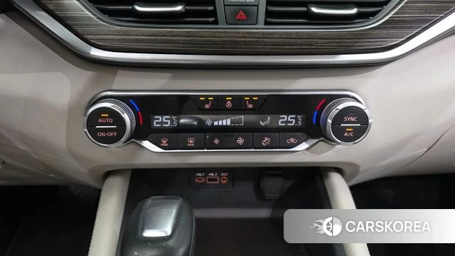 Nissan Altima (L34) id 4188022 из Кореи 7