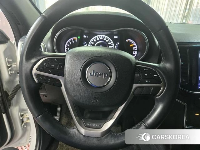 Jeep Grand Cherokee id 4502328 из Кореи 7