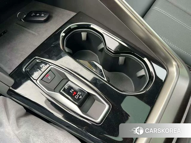 Audi Q5L id 4236167 из Китая 7