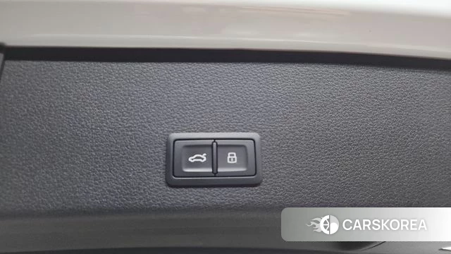 Audi e-Tron id 4507105 из Кореи 7
