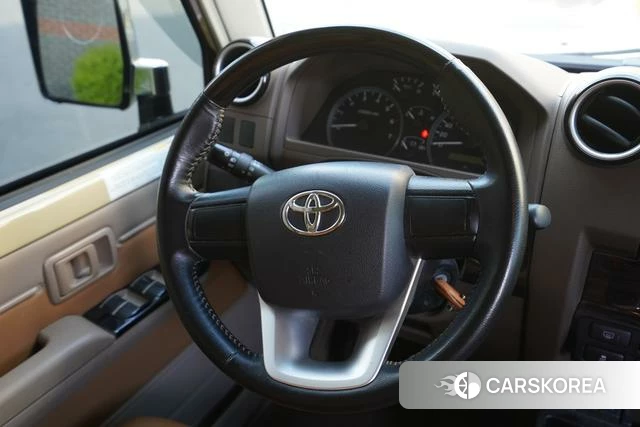 Toyota Land Cruiser 70 Series id 4239725 из Китая 7