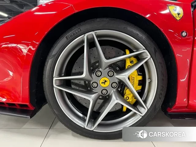 Ferrari F8 Spider id 3649627 из Кореи 7
