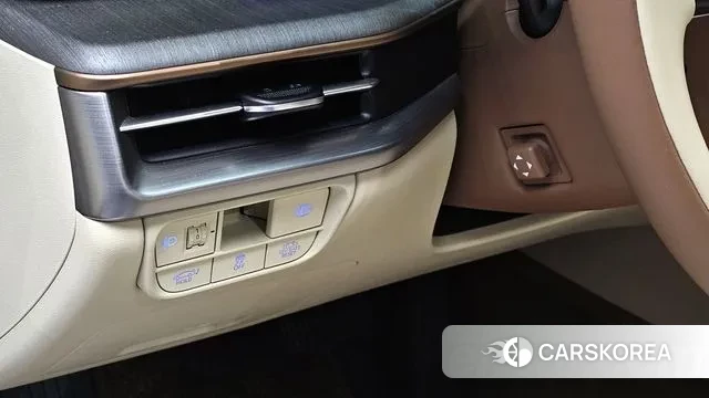 Hyundai Grandeur Hybrid (GN7) id 2998357 из Кореи 7