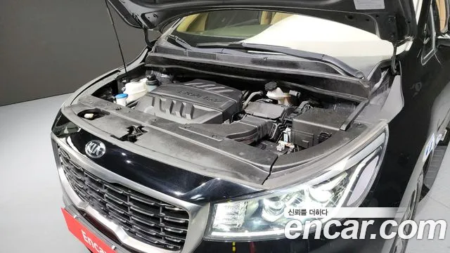 Kia The New Carnival id 2694211 из Кореи 7