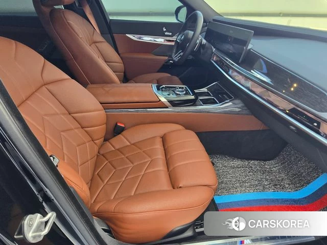 BMW 7 Series (G70) id 4879414 из Кореи 7