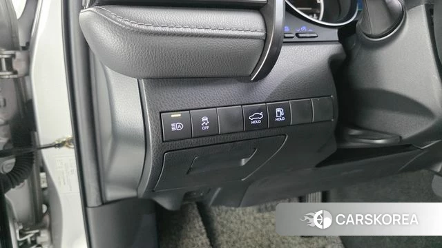 Toyota Camry (XV70) id 4613860 из Кореи 7