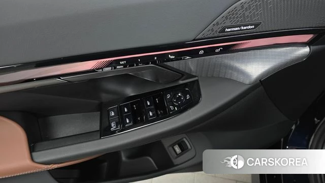 BMW 5 Series (G60) id 4655343 из Кореи 7