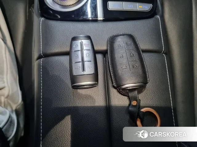 Genesis G80 (RG3) id 3562519 из Кореи 7