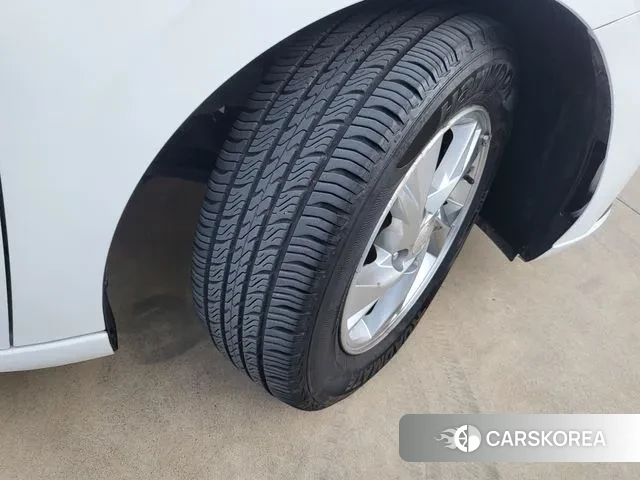 Hyundai Avante (CN7) id 3389951 из Кореи 7