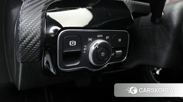 Mercedes-Benz A-Class W177 id 3879237 из Кореи 7