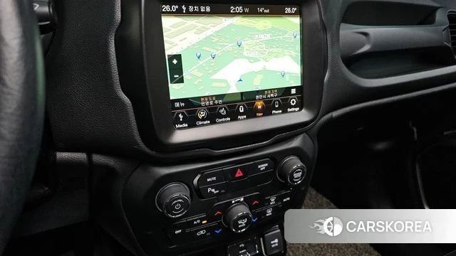 Jeep Renegade id 3871968 из Кореи 7