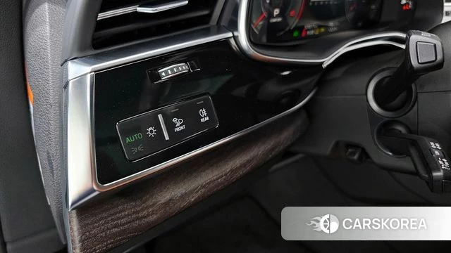 Audi Q7 (4M) id 4422213 из Кореи 7