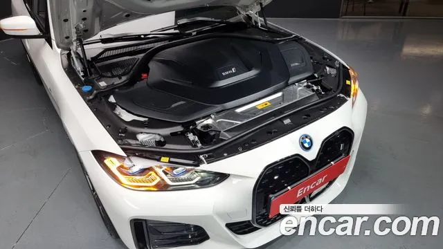 BMW i4 id 2639899 из Кореи 7