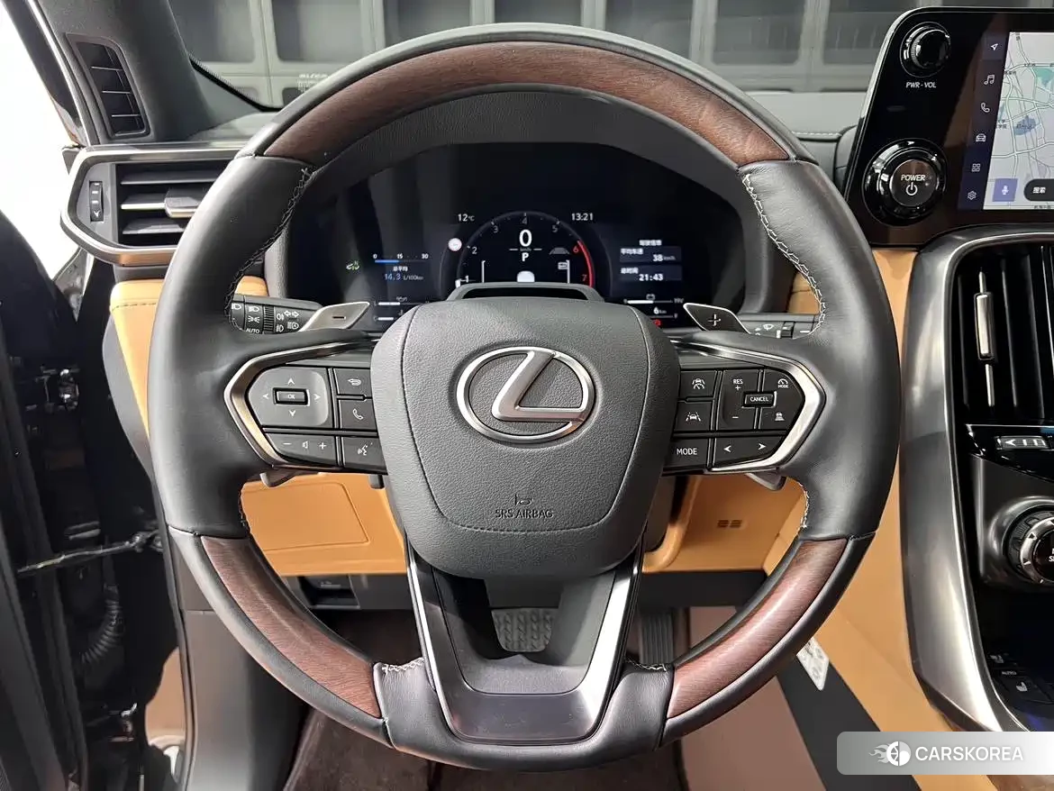 Lexus LX id 4553680 из Китая 7