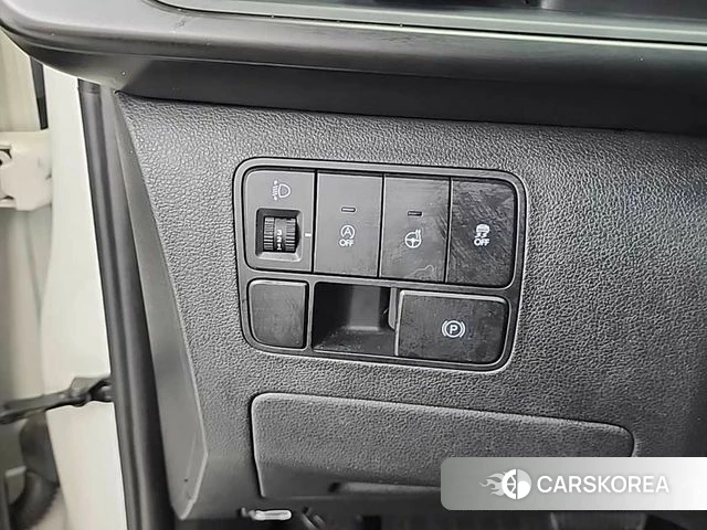 Hyundai Staria id 4691913 из Кореи 7