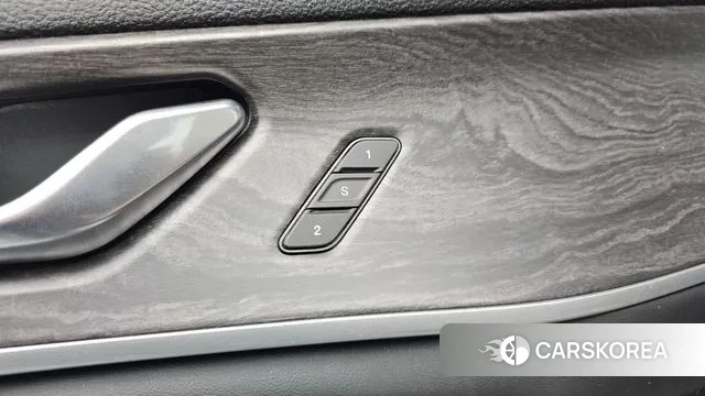 Jeep Grand Cherokee (WL) id 3763766 из Кореи 7