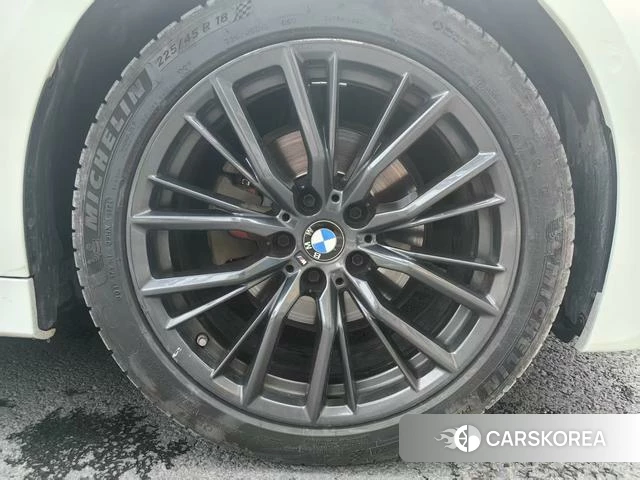 BMW 3 series id 4275449 из Китая 7