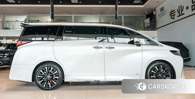 Toyota Elfa id 4275417 из Китая 7